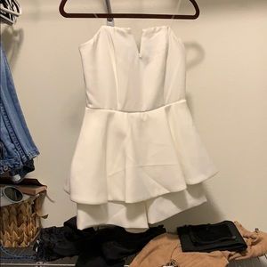 ❤️Strapless white romper/skort